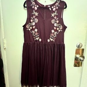 Xhileration Plumb Cocktail Dress with Floral Embroidery